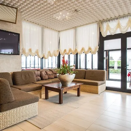 Byron Hotel 3*