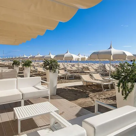 Hotel Byron Milano Marittima