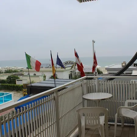 Byron 3* Milano Marittima