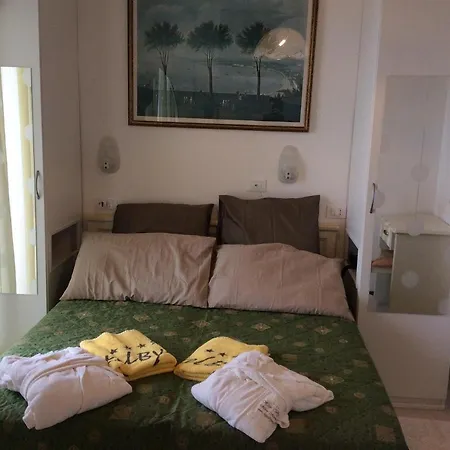 Byron 3* Milano Marittima