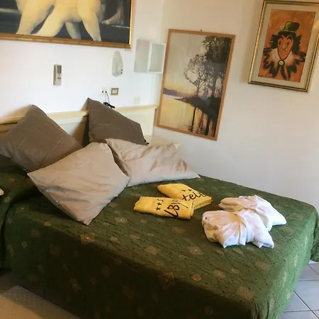 Hotel Byron 3*